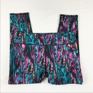 ISO:  Fabletics XL leggings (multi/salar)